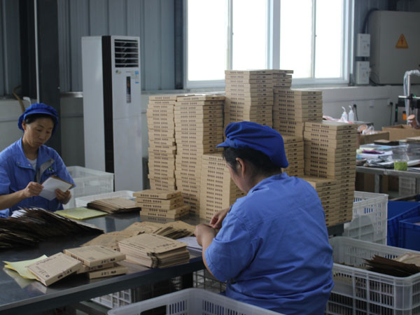 膏藥怎樣做貼牌？如何挑選合適的膏藥oem代加工廠家